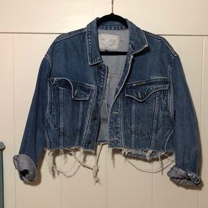 Cropped denim jacket